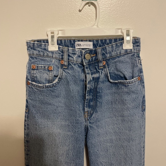 Zara jeans - Picture 2 of 3
